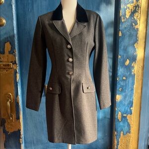 Elegant Gray Women's Coat
